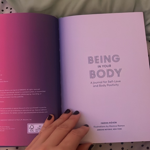 Blank Being in your Body positivity journal by Fariha Roisin - Picture 10 of 10